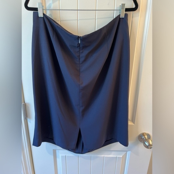Alex Marie size 16 Navy Blue Skirt - Picture 2 of 3